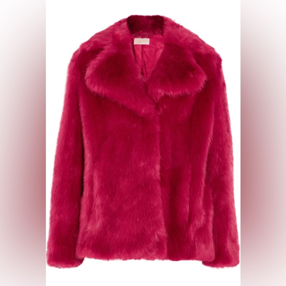 Michael Kors pink faux fur coat 😍💖🌲
